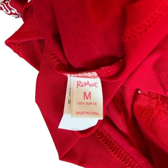 Romwe Red and White Bandanna Halter Cropped Top - Picture 3 of 3